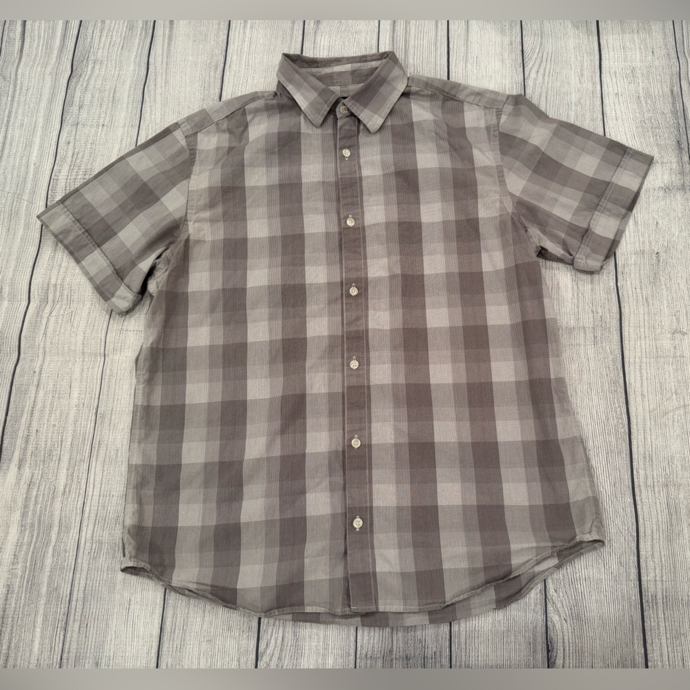 Banana Republic Men 100% cotton Gray Casual Button Down Shirt/size L